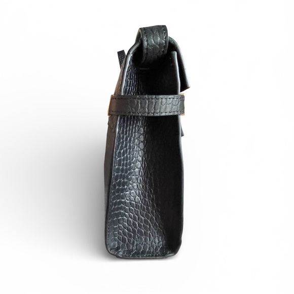 Yves Saint Laurent Black Crocodile-Embossed Messenger Bag - Picture 4 of 14